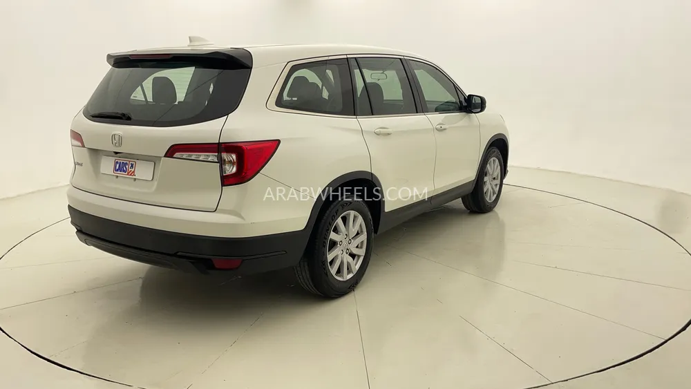 Honda Pilot 2019 for Sale in Dubai Image-3