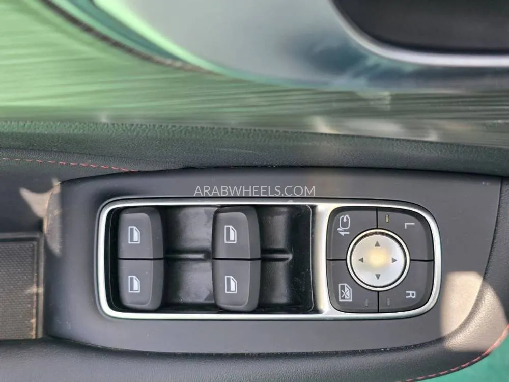 إم جي RX5 2025 for Sale in دبي Image-23