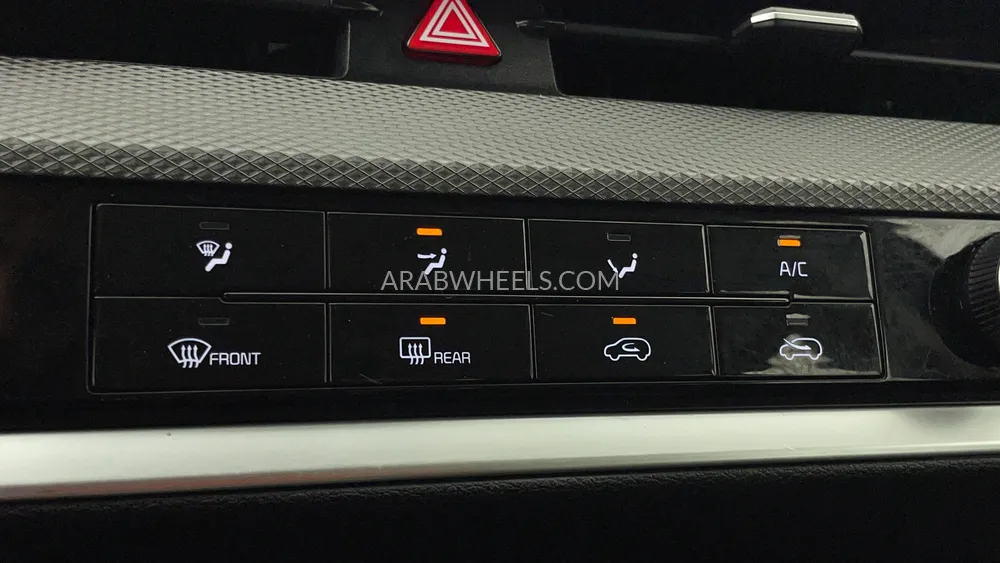 Kia Sportage 2023 for Sale in Dubai Image-40