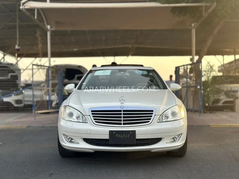 Mercedes Benz CLS Class 2007 for Sale in Dubai Image-2