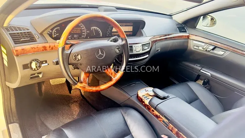 Mercedes Benz CLS Class 2007 for Sale in Dubai Image-8