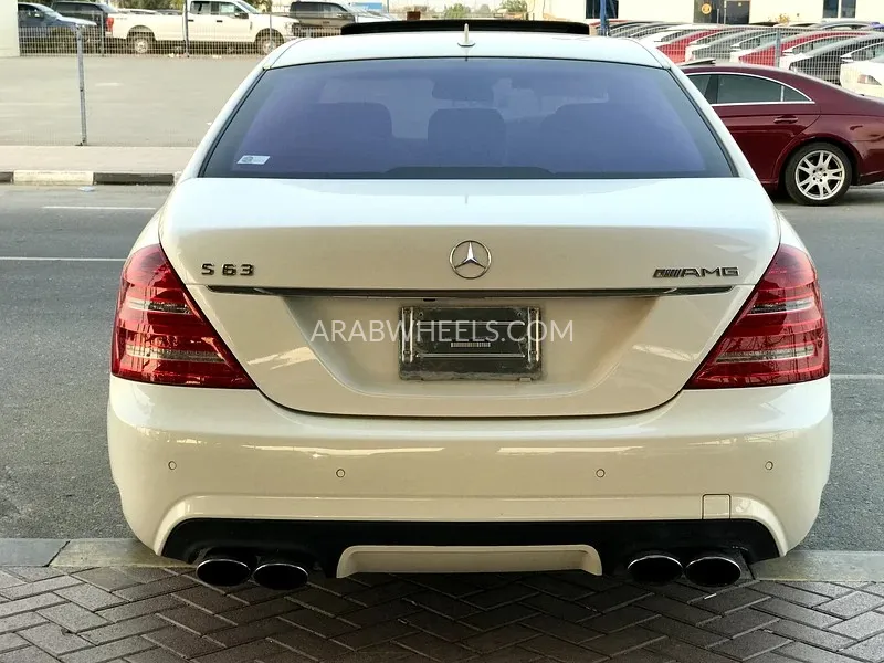 Mercedes Benz CLS Class 2010 for Sale in Dubai Image-6