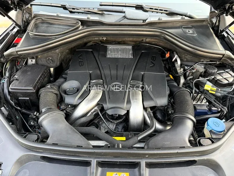 Mercedes Benz GL Class 2014 for Sale in Dubai Image-19