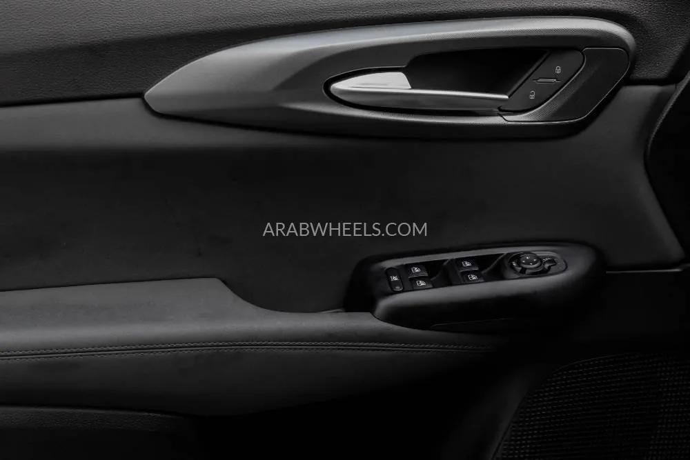 Alfa Romeo Tonale 2024 for Sale in Dubai Image-12