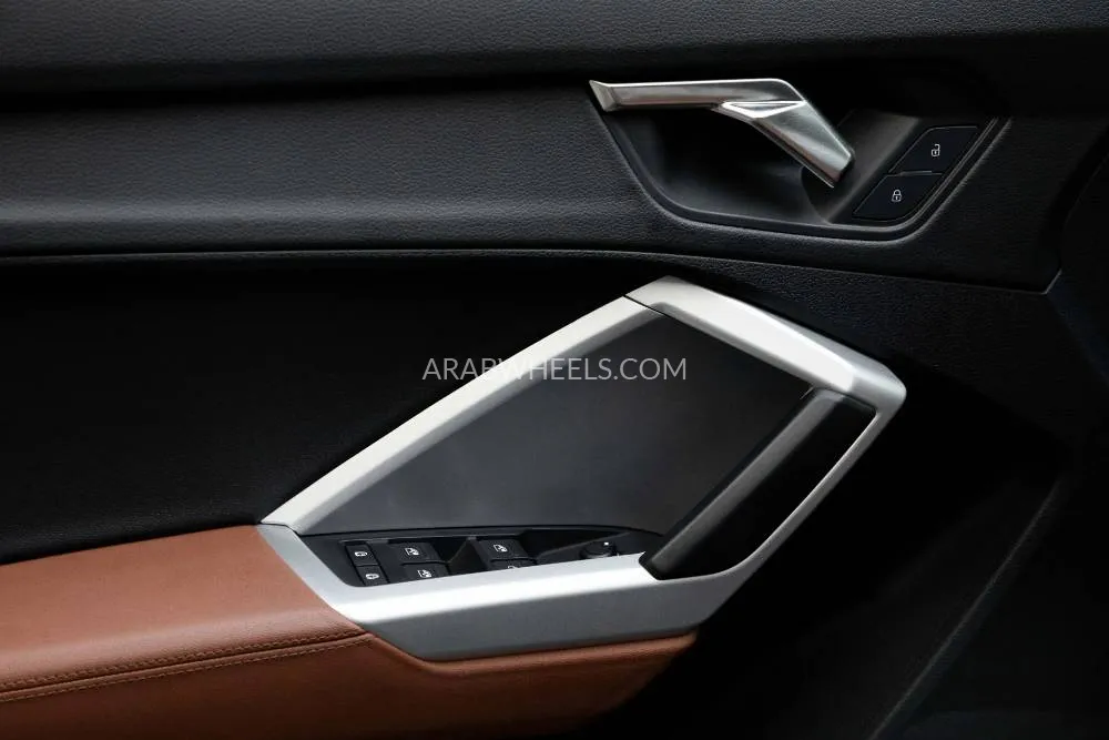 Audi Q3 2023 for Sale in Dubai Image-16