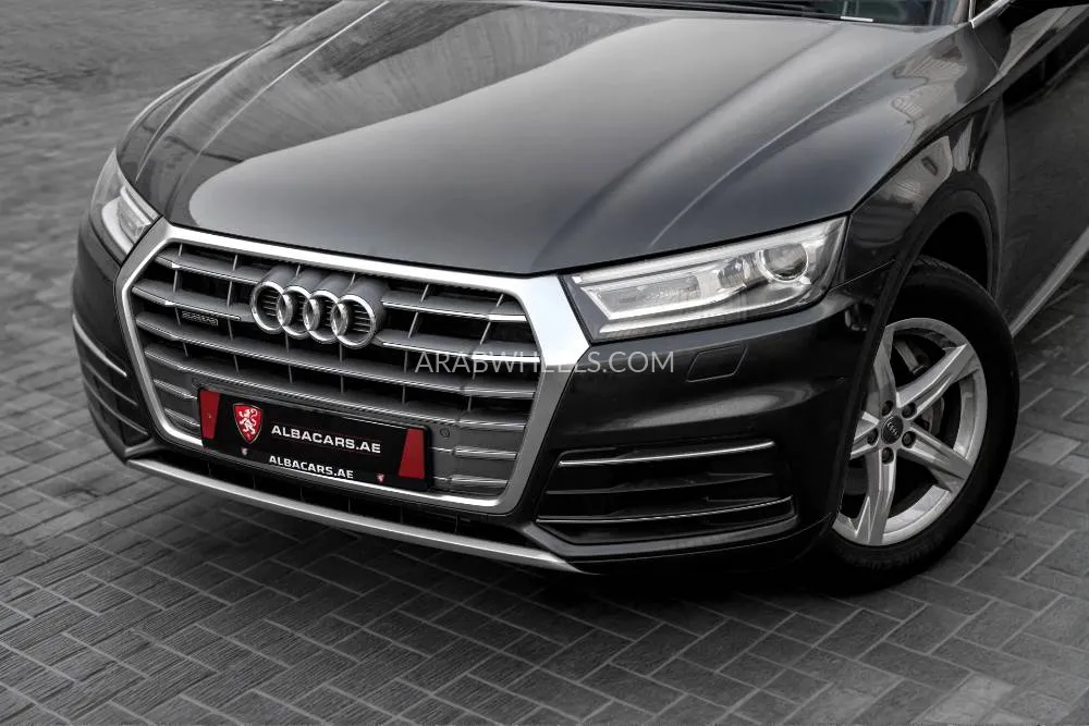 Audi Q5 2020 for Sale in Dubai Image-7