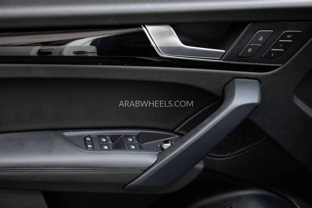 Audi Q5 2024 for Sale in Dubai Image-13