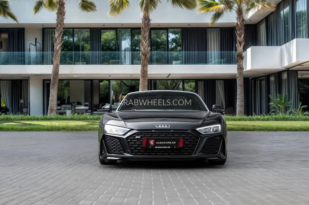 Audi R8 2021 for Sale in Dubai Image-4