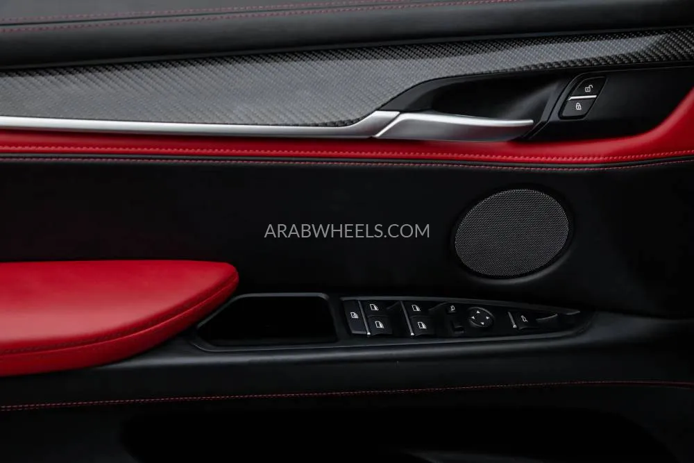 BMW X5 2018 for Sale in Dubai Image-13