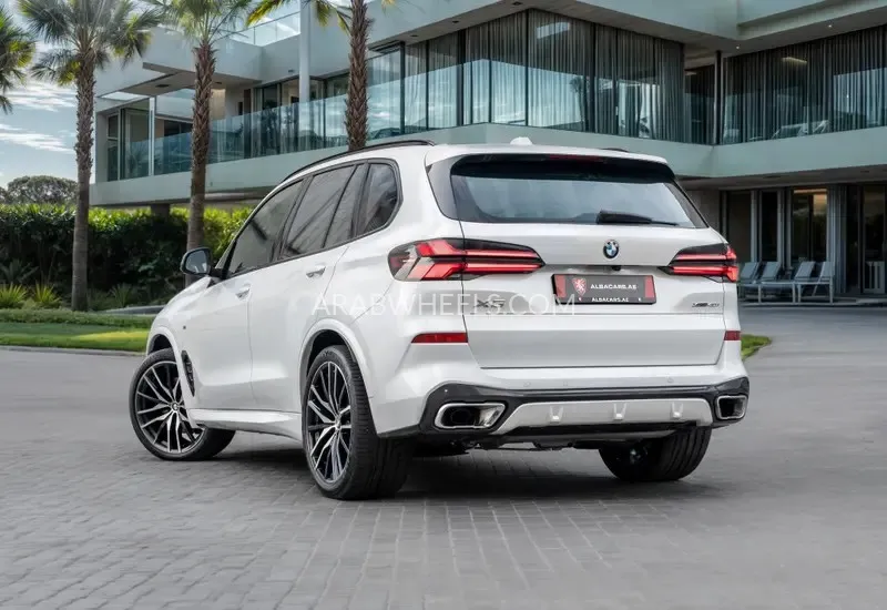 BMW X5 2024 for Sale in Dubai Image-24