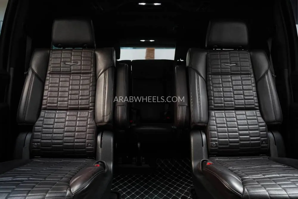 Cadillac Escalade 2022 for Sale in Dubai Image-12