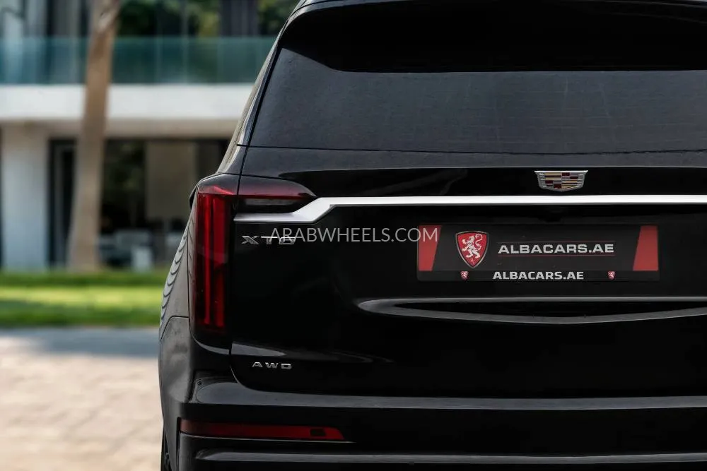 Cadillac XT6 2023 for Sale in Dubai Image-6