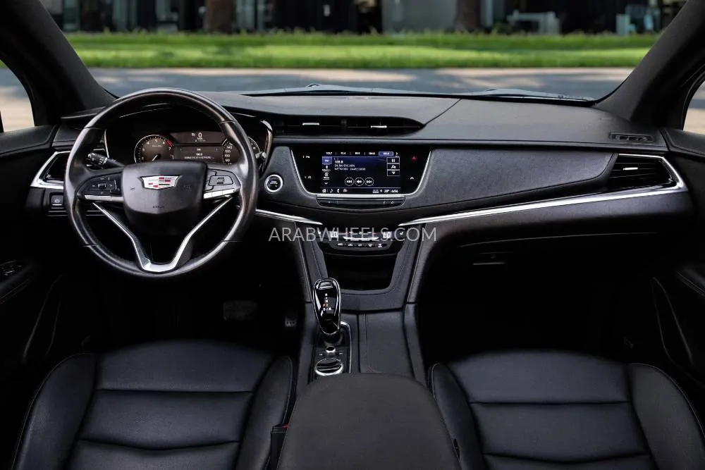 Cadillac XT6 2023 for Sale in Dubai Image-8
