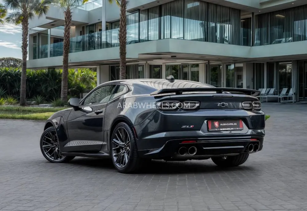 Chevrolet Camaro 2023 for Sale in Dubai Image-3