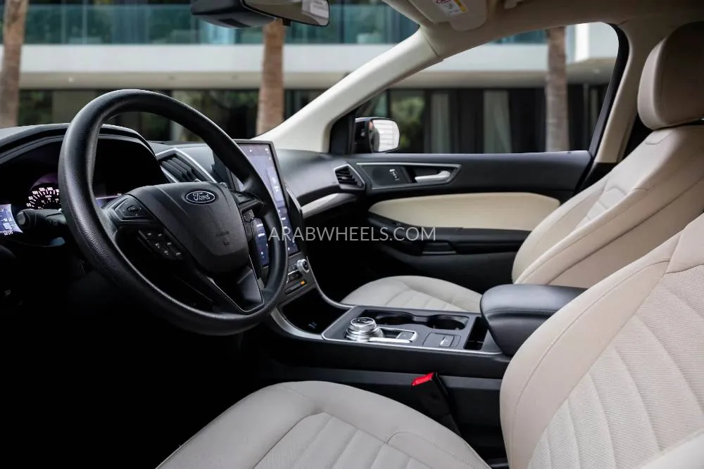 Ford Edge 2022 for Sale in Dubai Image-8