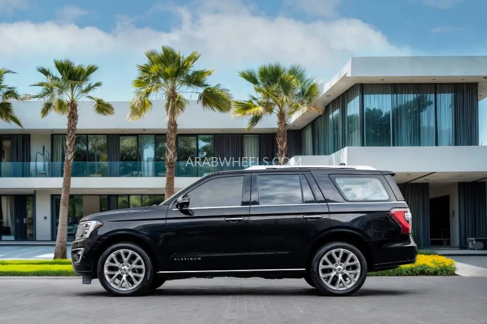 Ford Expedition 2019 for Sale in Dubai Image-2