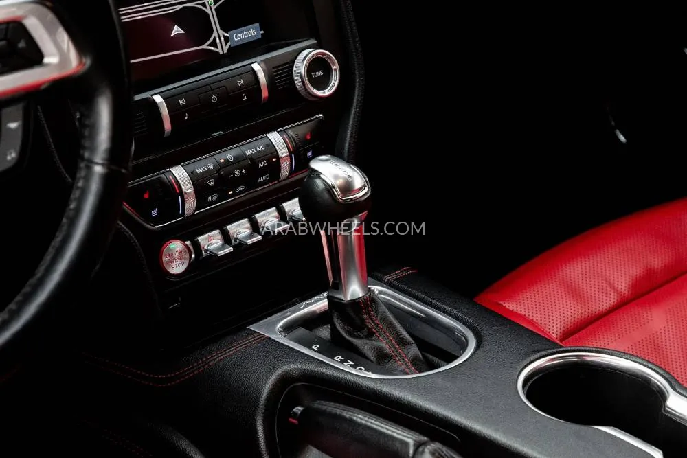 Ford Mustang 2021 for Sale in Dubai Image-10