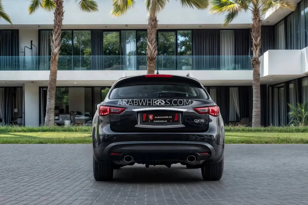 Infiniti QX70 2019 for Sale in Dubai Image-5