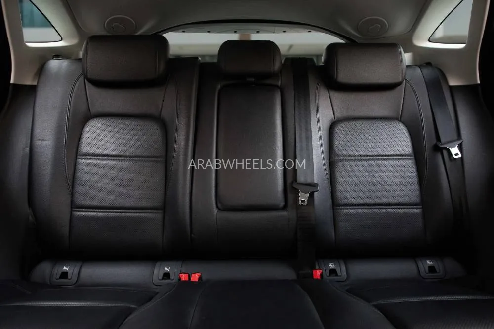 Jaguar E Pace 2018 for Sale in Dubai Image-12