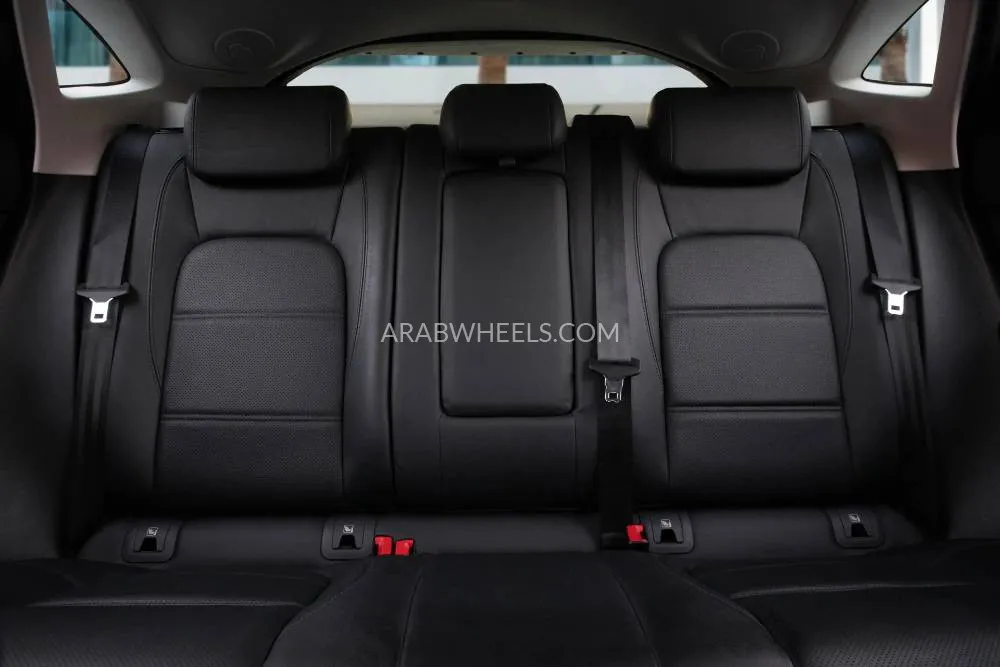 Jaguar E Pace 2020 for Sale in Dubai Image-12