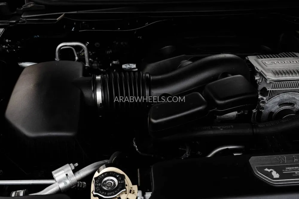 Jeep Grand Wagoneer 2022 for Sale in Dubai Image-17