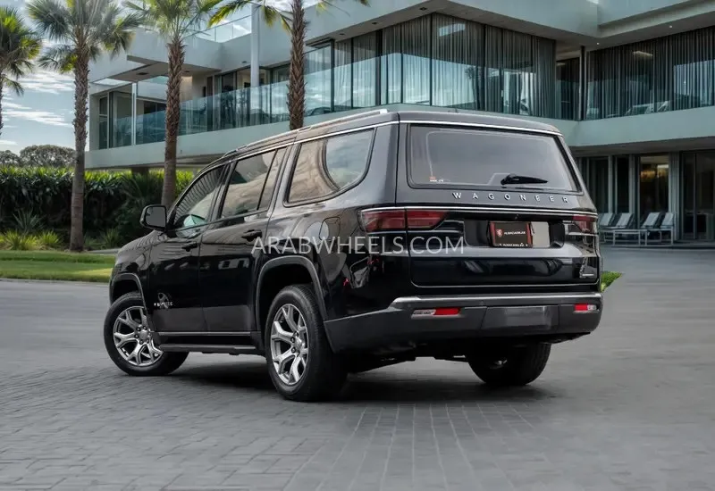 Jeep Grand Wagoneer 2022 for Sale in Dubai Image-25