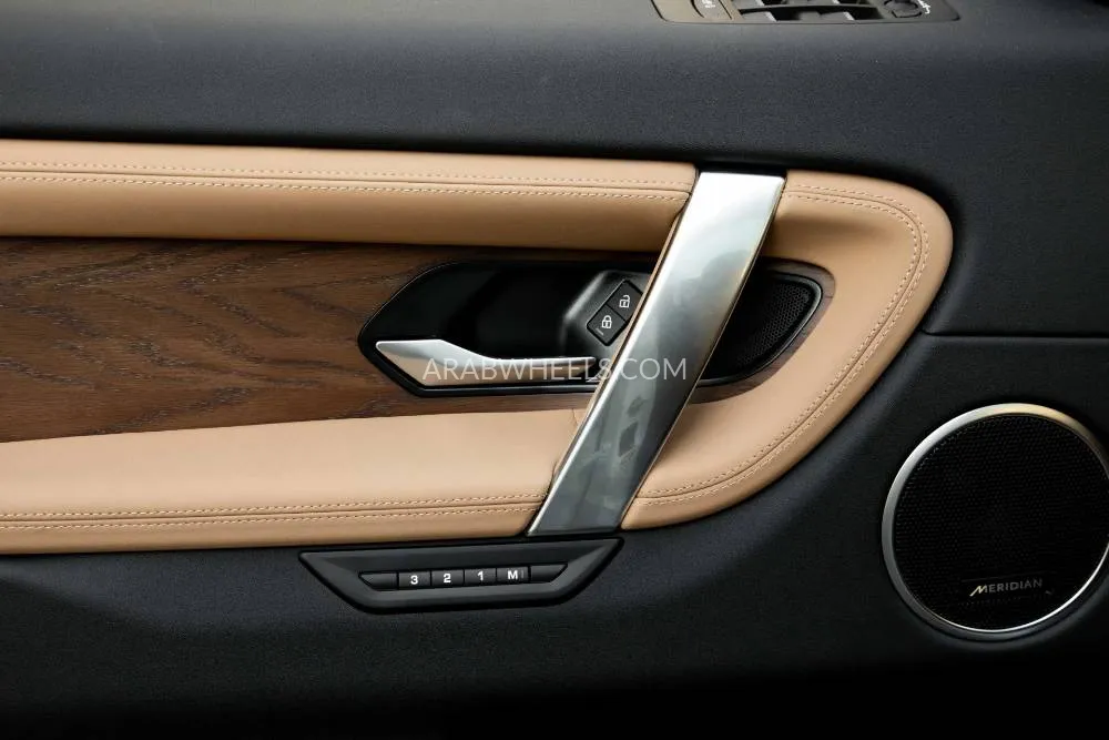 Land Rover Discovery Sport 2024 for Sale in Dubai Image-15