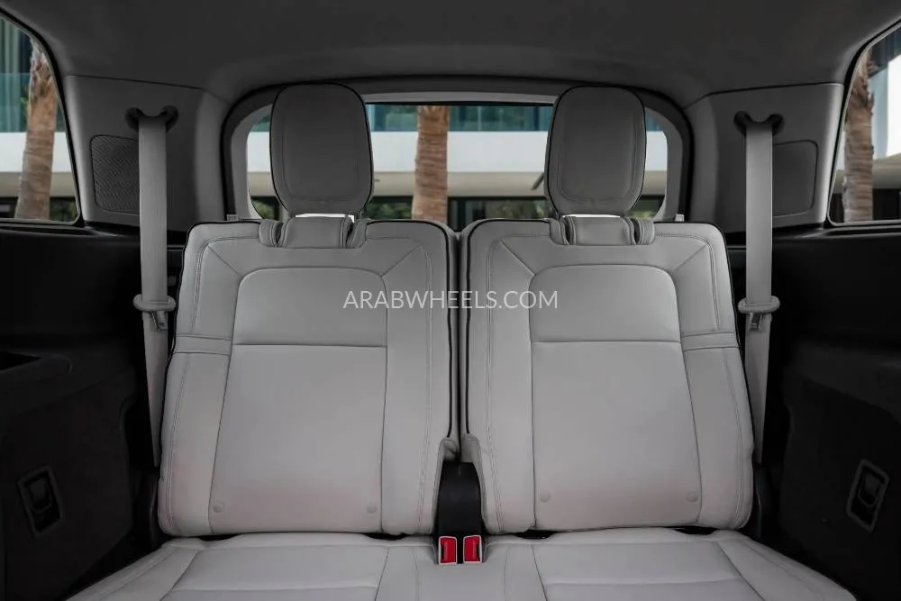 لينكون أفياتور 2023 for Sale in دبي Image-14