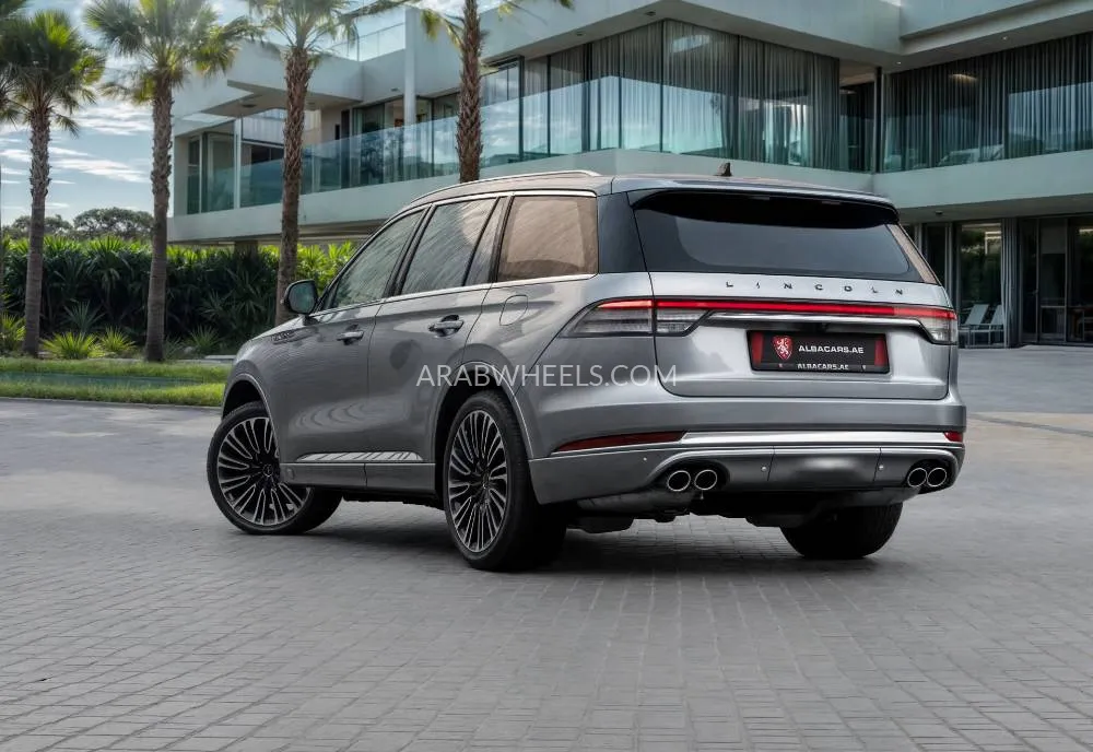 Lincoln Aviator 2023 for Sale in Dubai Image-3