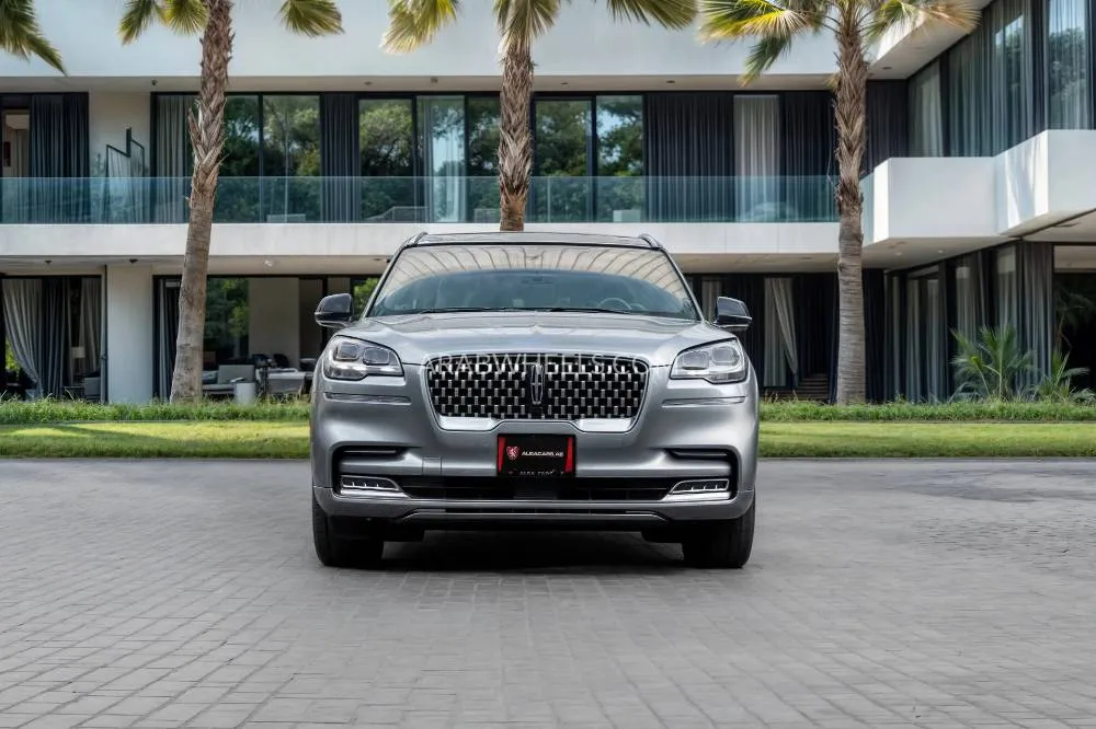 Lincoln Aviator 2023 for Sale in Dubai Image-22