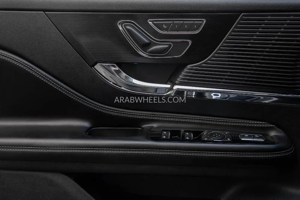 Lincoln Corsair 2022 for Sale in Dubai Image-13