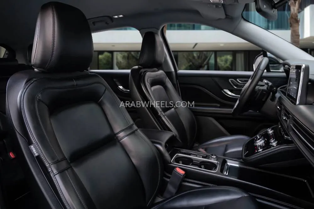 Lincoln Corsair 2022 for Sale in Dubai Image-11