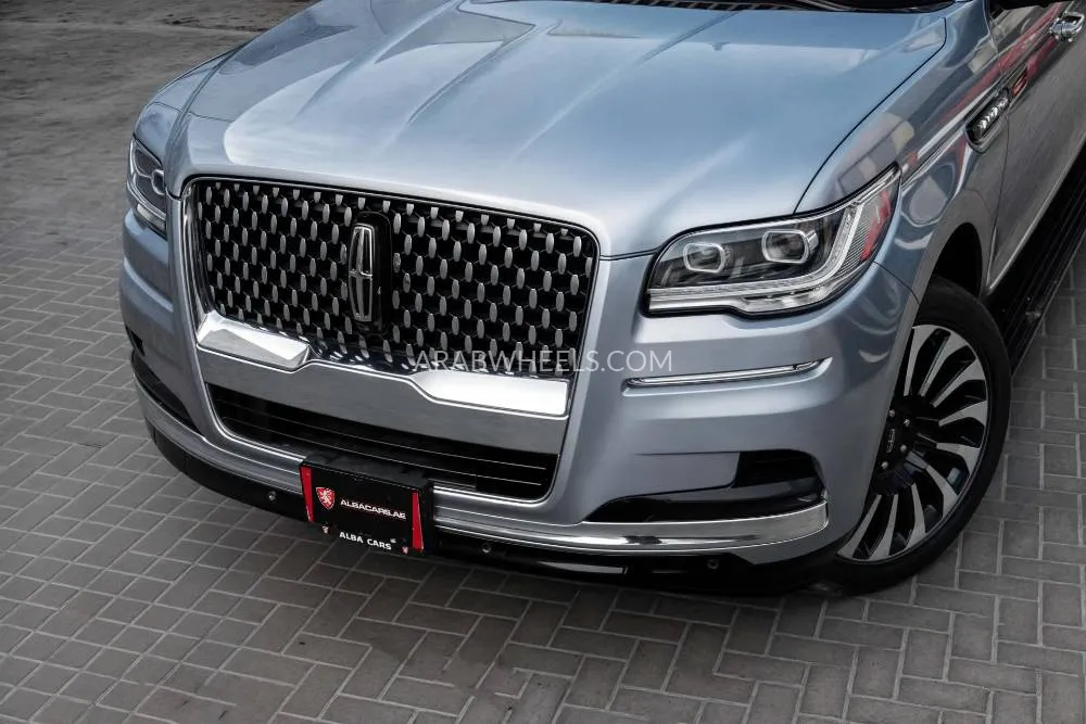 Lincoln Navigator 2023 for Sale in Dubai Image-7