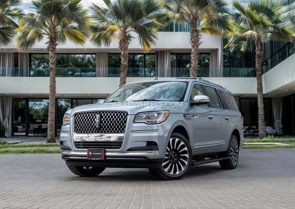 Lincoln Navigator 2023 for Sale in Dubai Image-19