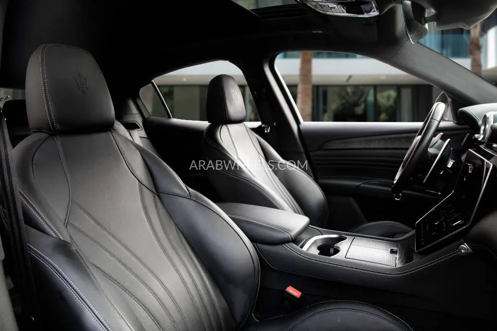 Maserati Grecale 2023 for Sale in Dubai Image-10