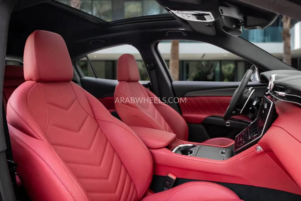 Maserati Grecale 2024 for Sale in Dubai Image-10