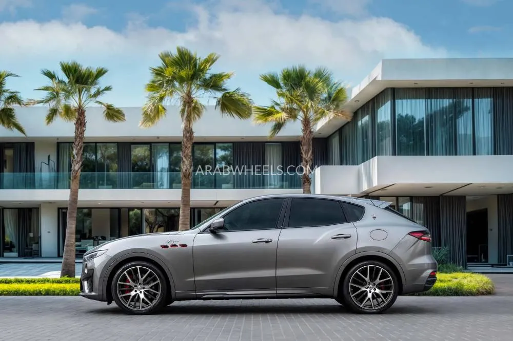 Maserati Levante 2022 for Sale in Dubai Image-2