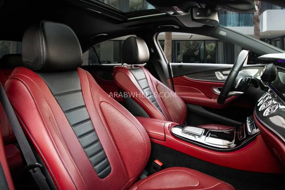 Mercedes Benz CLS Class 2021 for Sale in Dubai Image-11