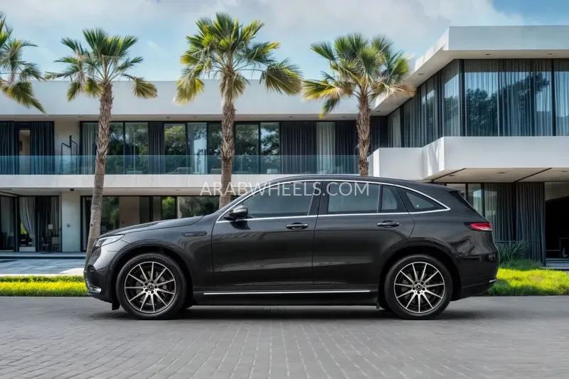 Mercedes Benz EQC 2021 for Sale in Dubai Image-22