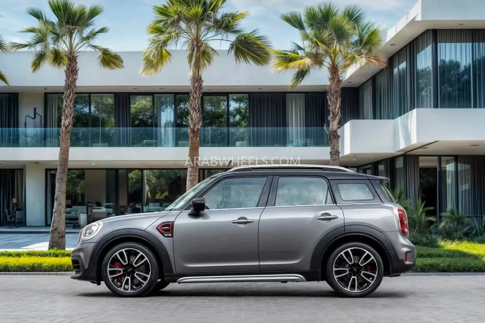 Mini Countryman 2020 for Sale in Dubai Image-2