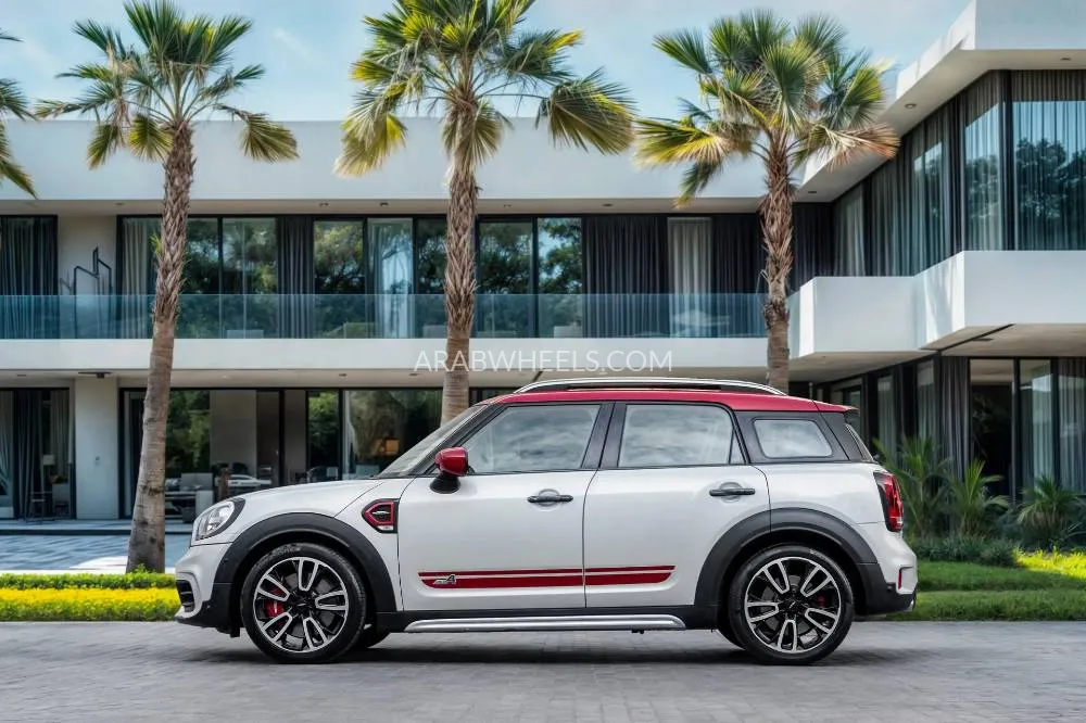 Mini Countryman 2020 for Sale in Dubai Image-2