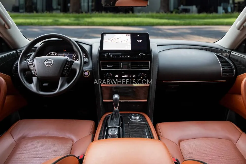 Nissan Patrol 2024 for Sale in Dubai Image-8