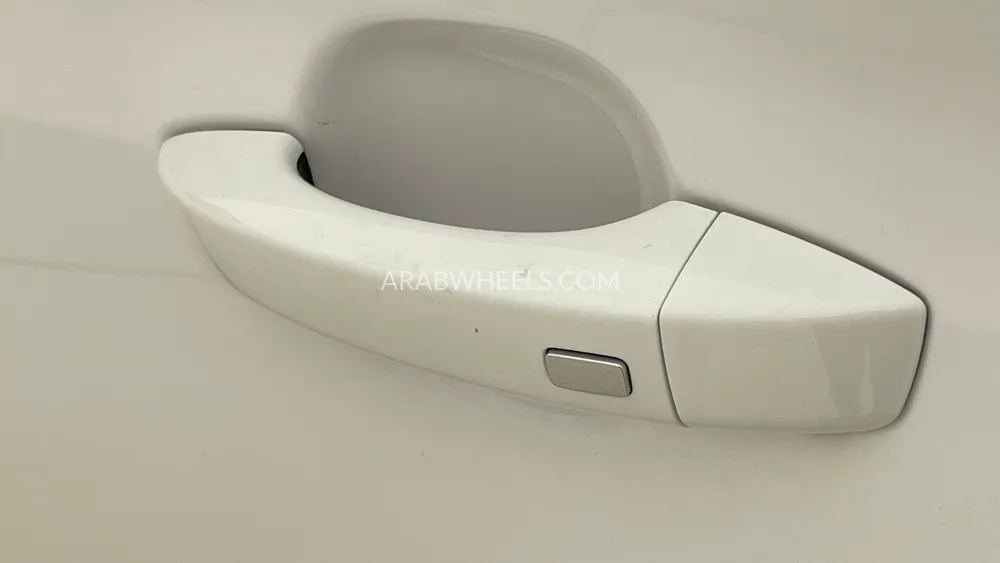 إم جي RX5 2024 for Sale in دبي Image-45