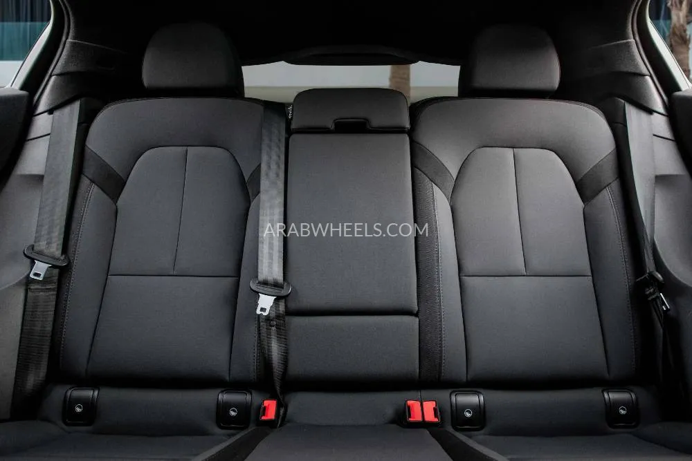 Polestar 2 2023 for Sale in Dubai Image-14