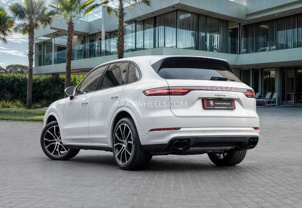 Porsche Cayenne 2022 for Sale in Dubai Image-19