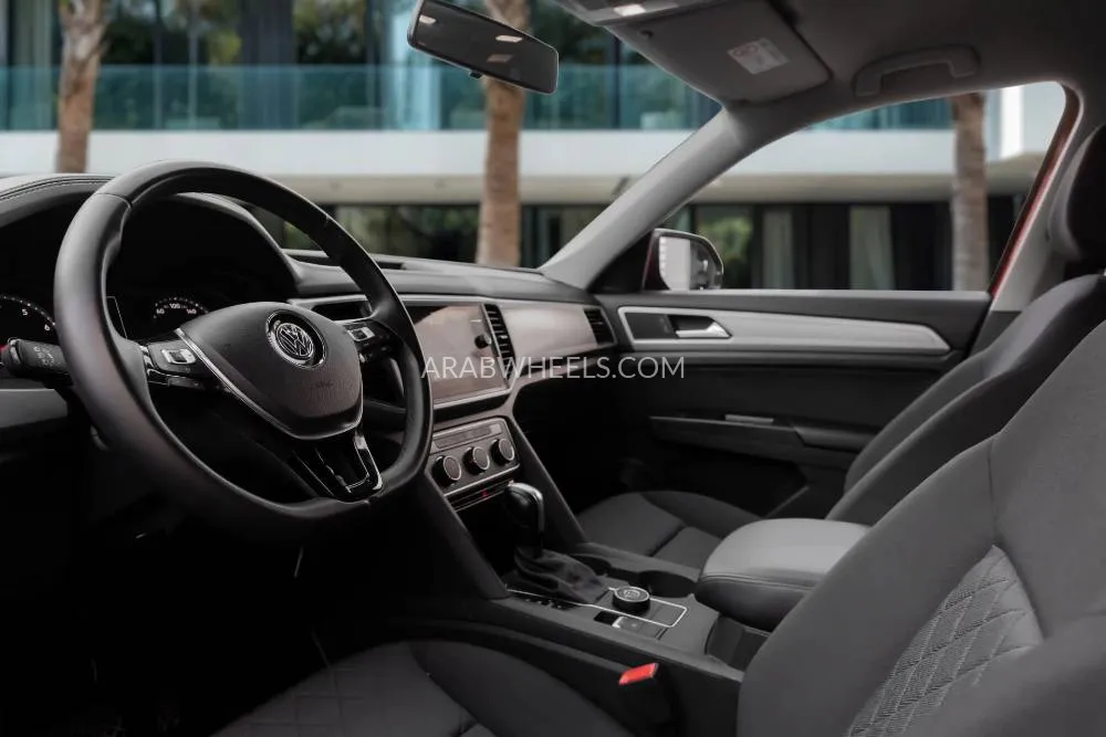 Volkswagen Teramont 2019 for Sale in Dubai Image-10