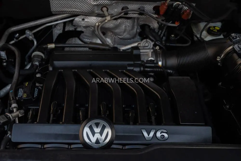 Volkswagen Teramont 2019 for Sale in Dubai Image-15