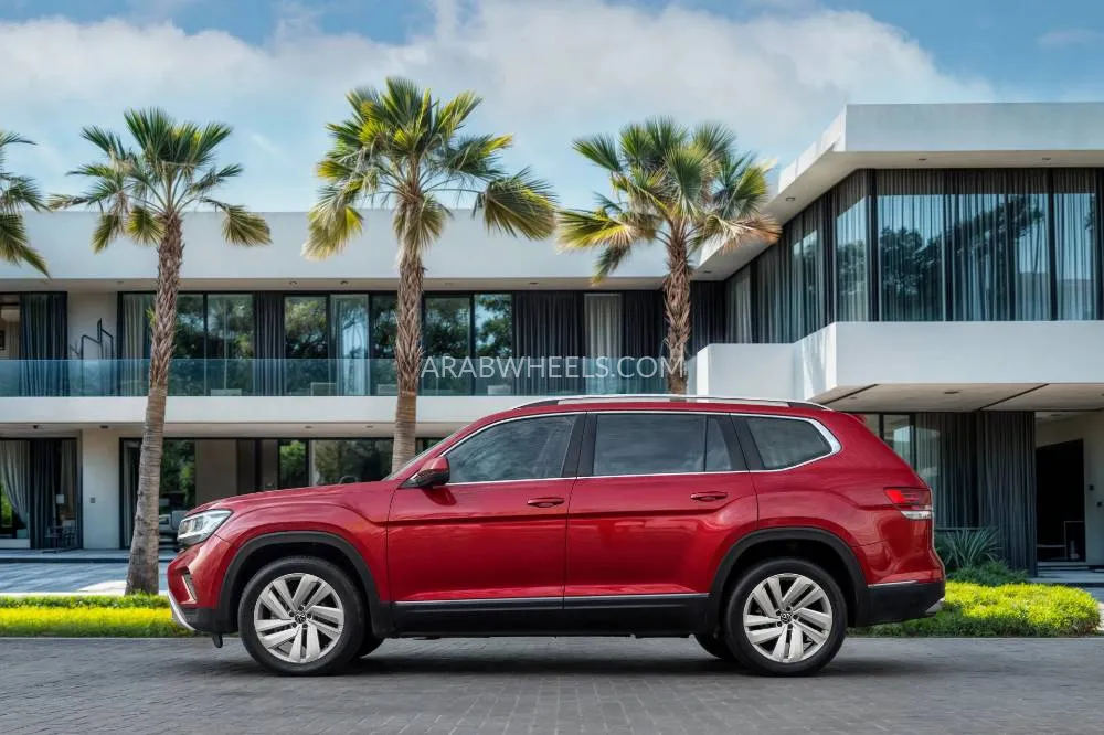 Volkswagen Teramont 2021 for Sale in Dubai Image-19