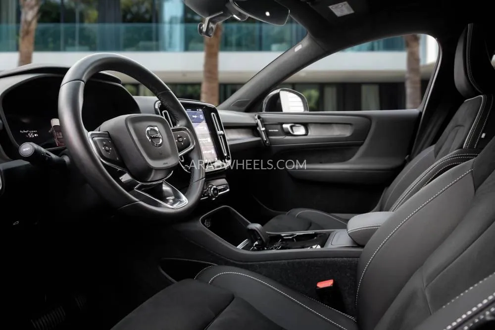 Volvo C40 2023 for Sale in Dubai Image-8