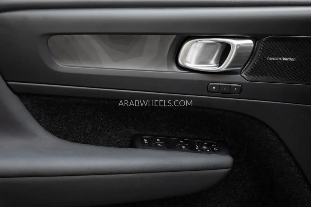 Volvo C40 2023 for Sale in Dubai Image-12